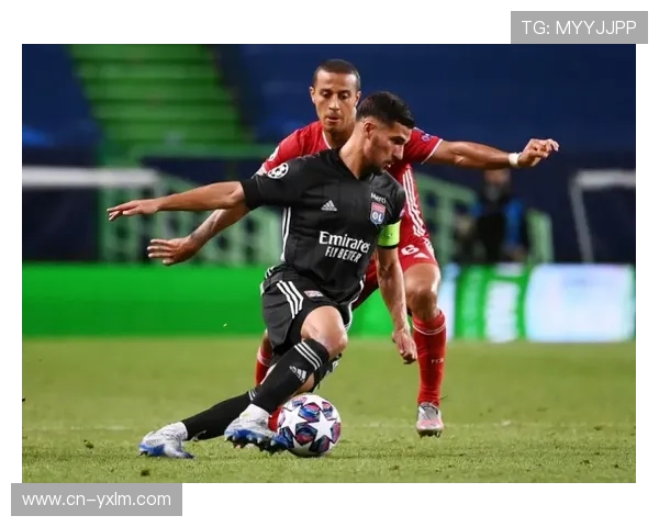 里尔冰岛中场哈拉尔松技术特点，球队组织核心作用